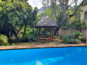 Sun Deck Lodge